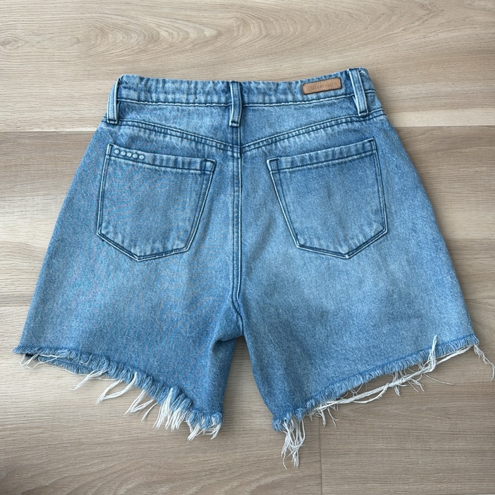 Blank NYC - The Warren Shorts - Picture 2 of 9